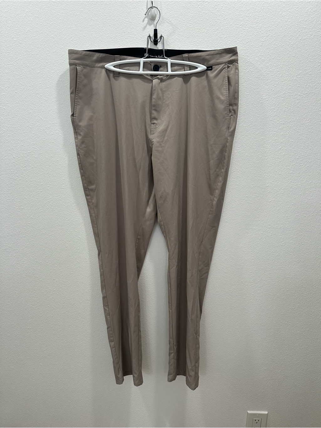 Men's Travis Mathew Performance Pant Size 38 Euc Athletic Golf Slack Dress Pant